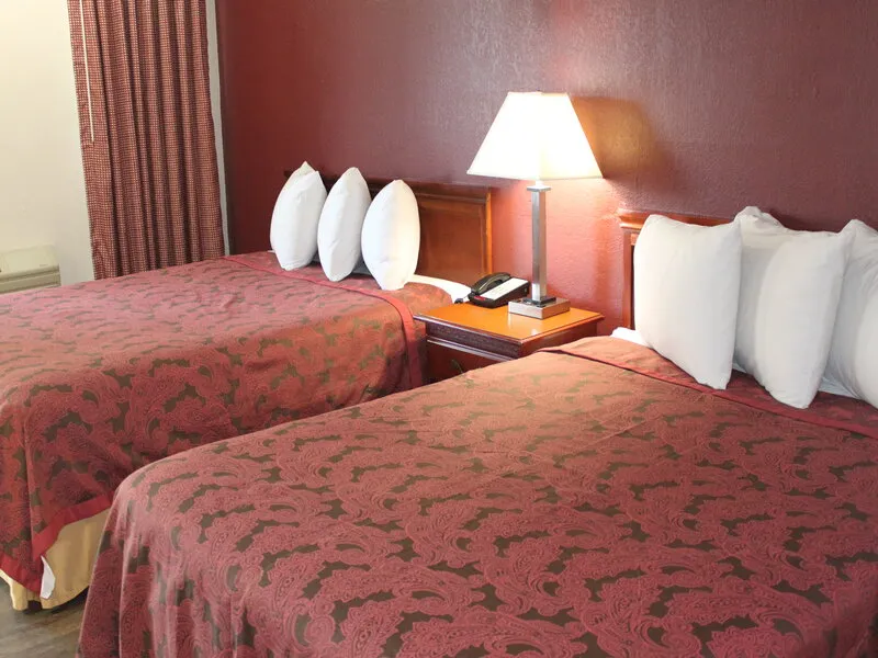 Double Queen Room